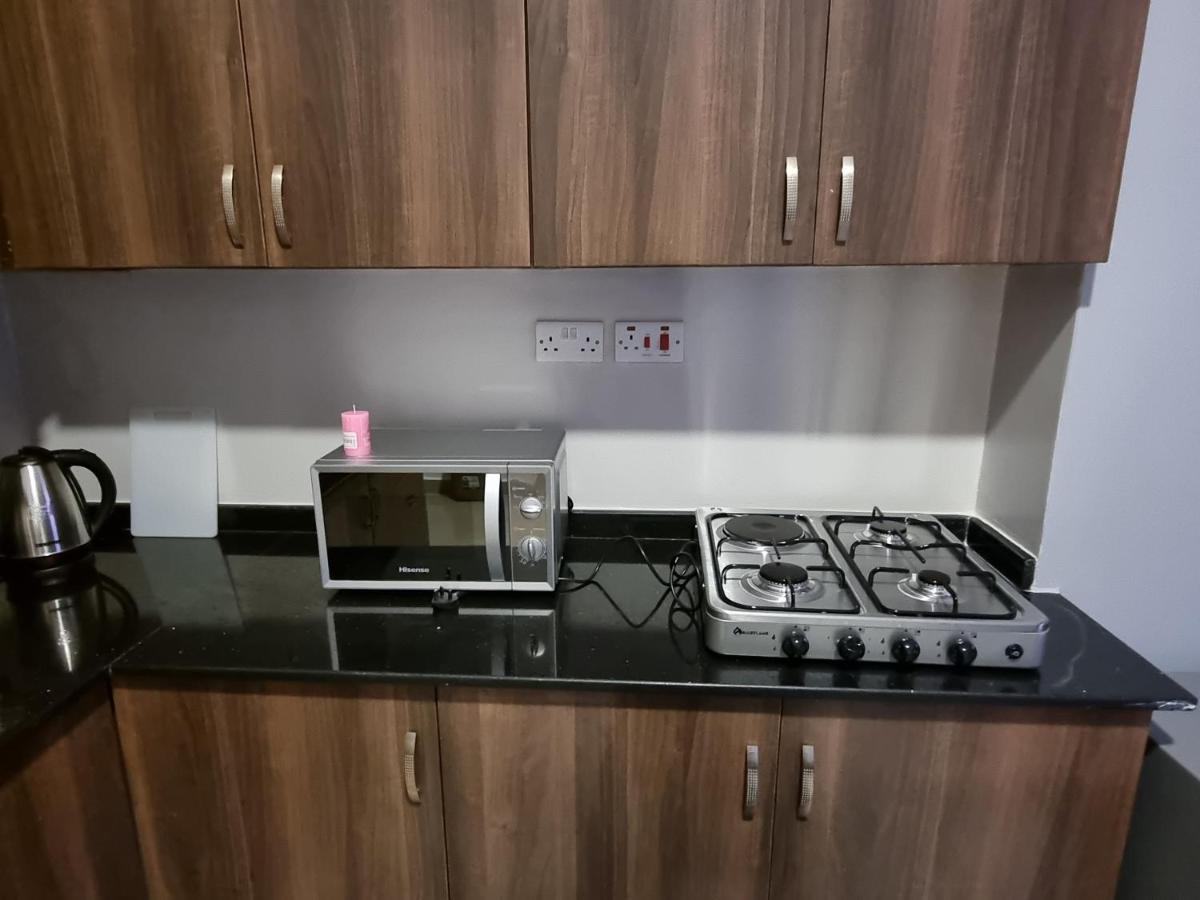 Eika Suites At Acacia Kampala Kültér fotó