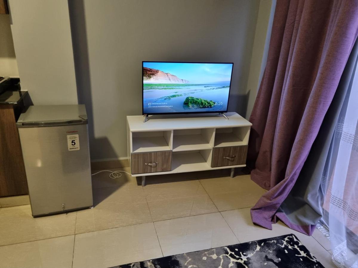 Eika Suites At Acacia Kampala Kültér fotó