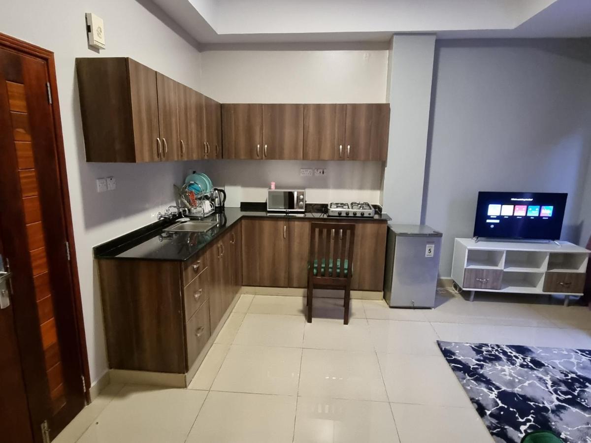 Eika Suites At Acacia Kampala Kültér fotó