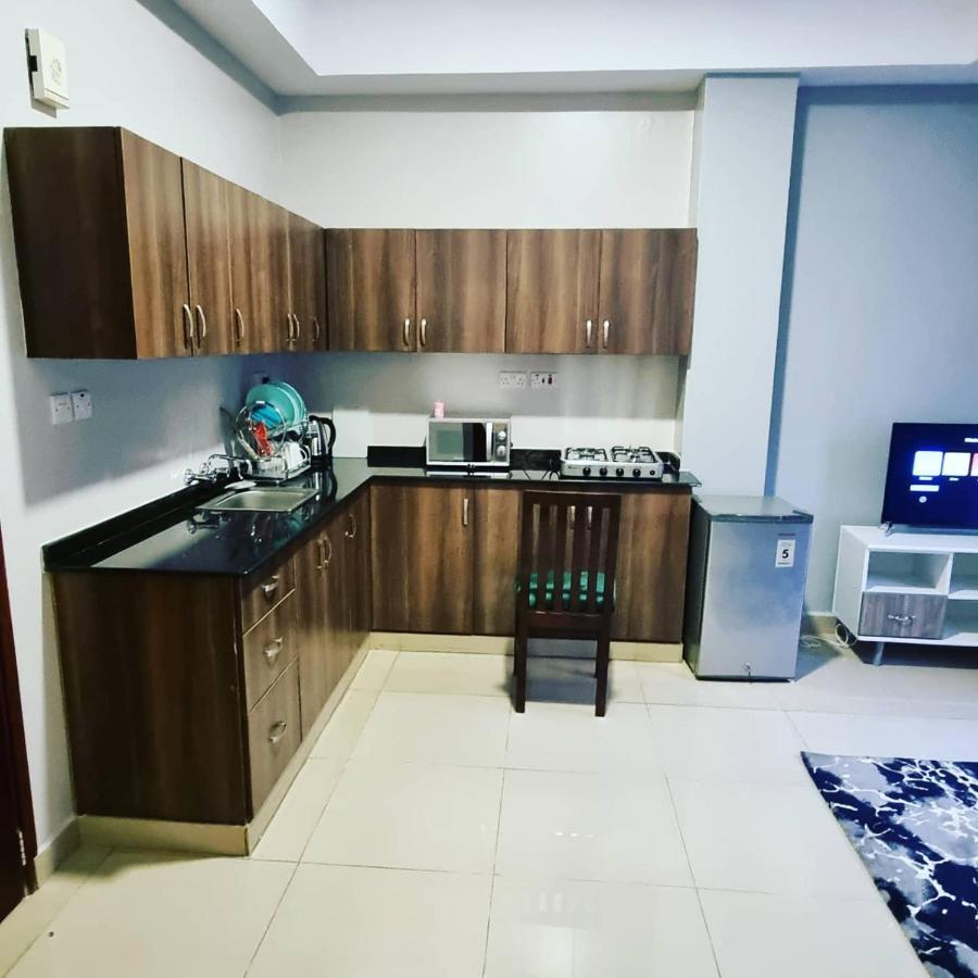 Eika Suites At Acacia Kampala Kültér fotó